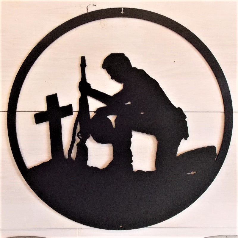 Kneeling Praying Soldier Round Sign